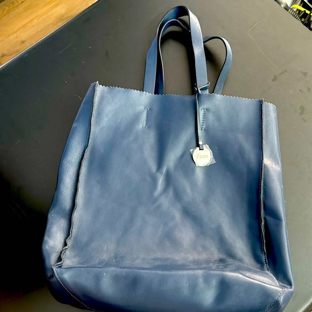 Fiore blue leather tote NWT so soft